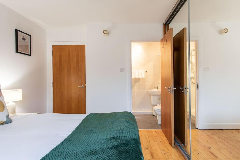 Best City Centre Luxurious Home Free Parking Belfast Bagian luar foto