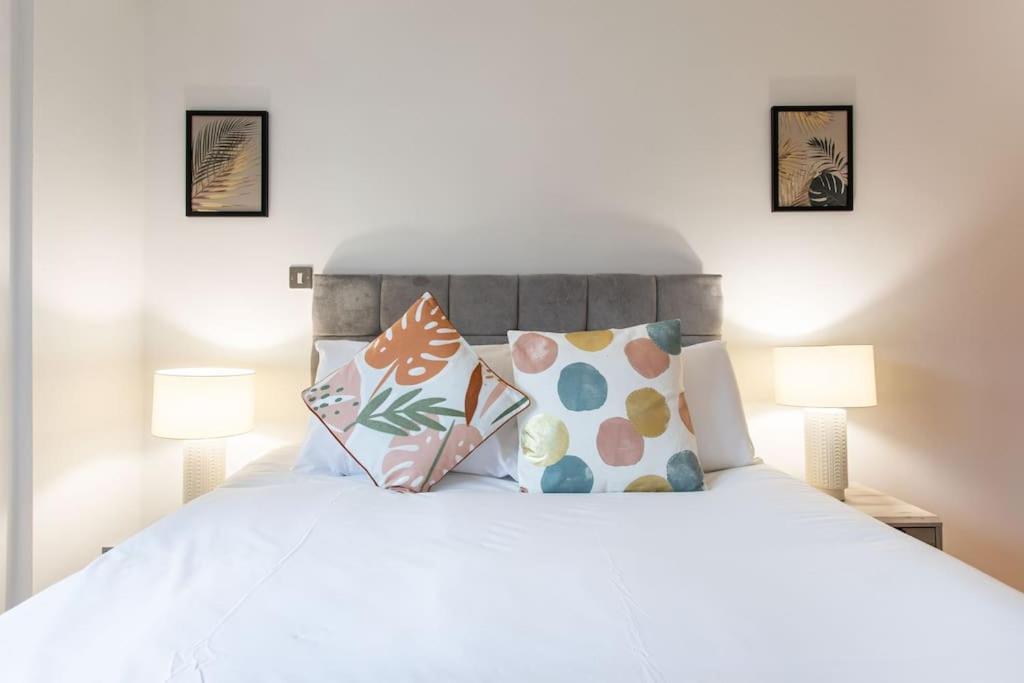 Best City Centre Luxurious Home Free Parking Belfast Bagian luar foto