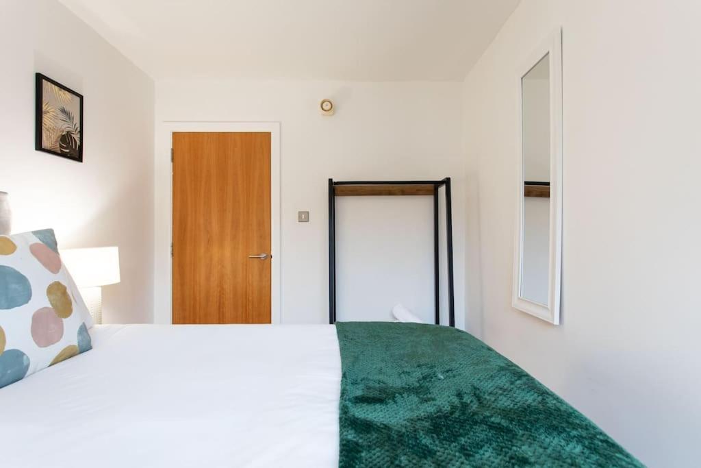 Best City Centre Luxurious Home Free Parking Belfast Bagian luar foto
